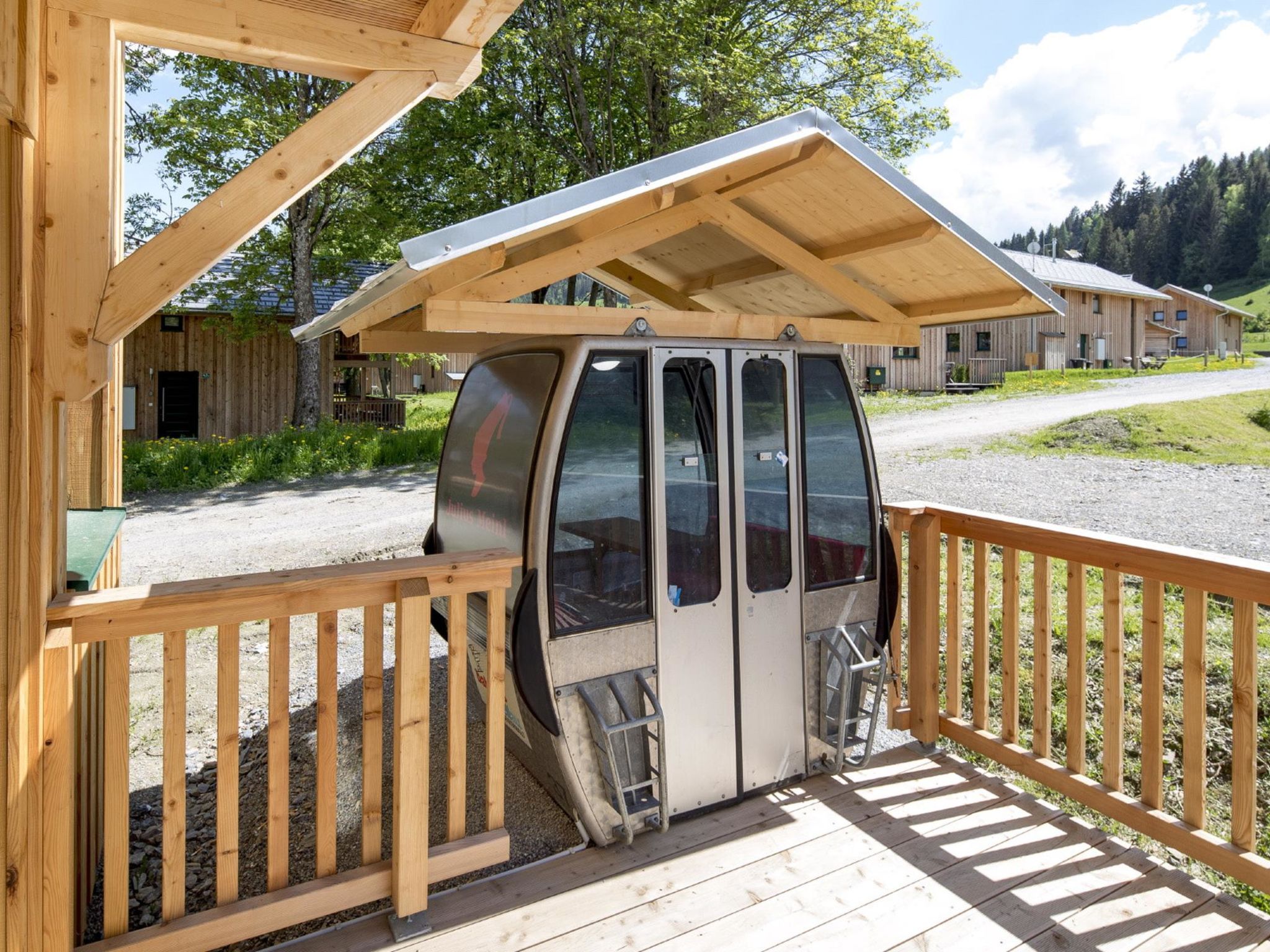 Foto 1 - Casa con 4 camere da letto a Sankt Georgen am Kreischberg con terrazza e vista sulle montagne