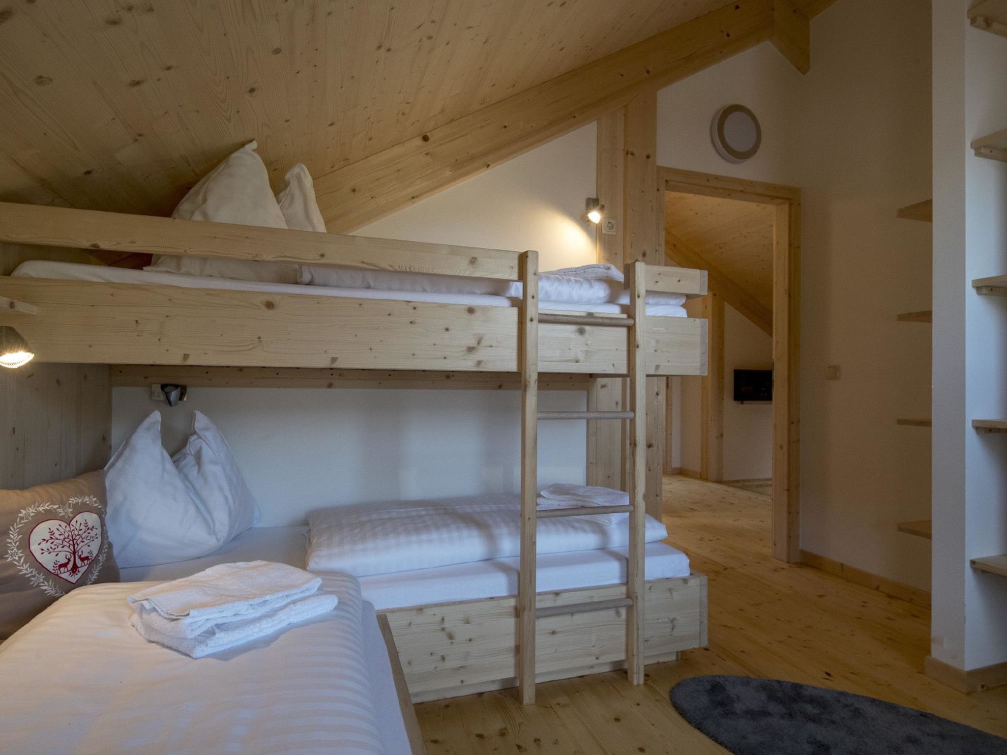 Foto 12 - Casa con 4 camere da letto a Sankt Georgen am Kreischberg con terrazza e vista sulle montagne