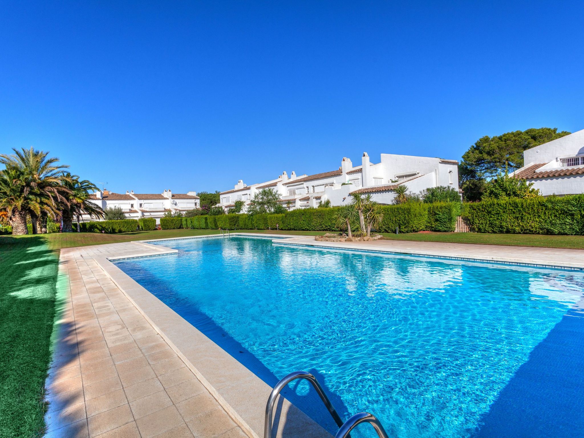 Foto 1 - Casa de 3 quartos em Pals com piscina e vistas do mar