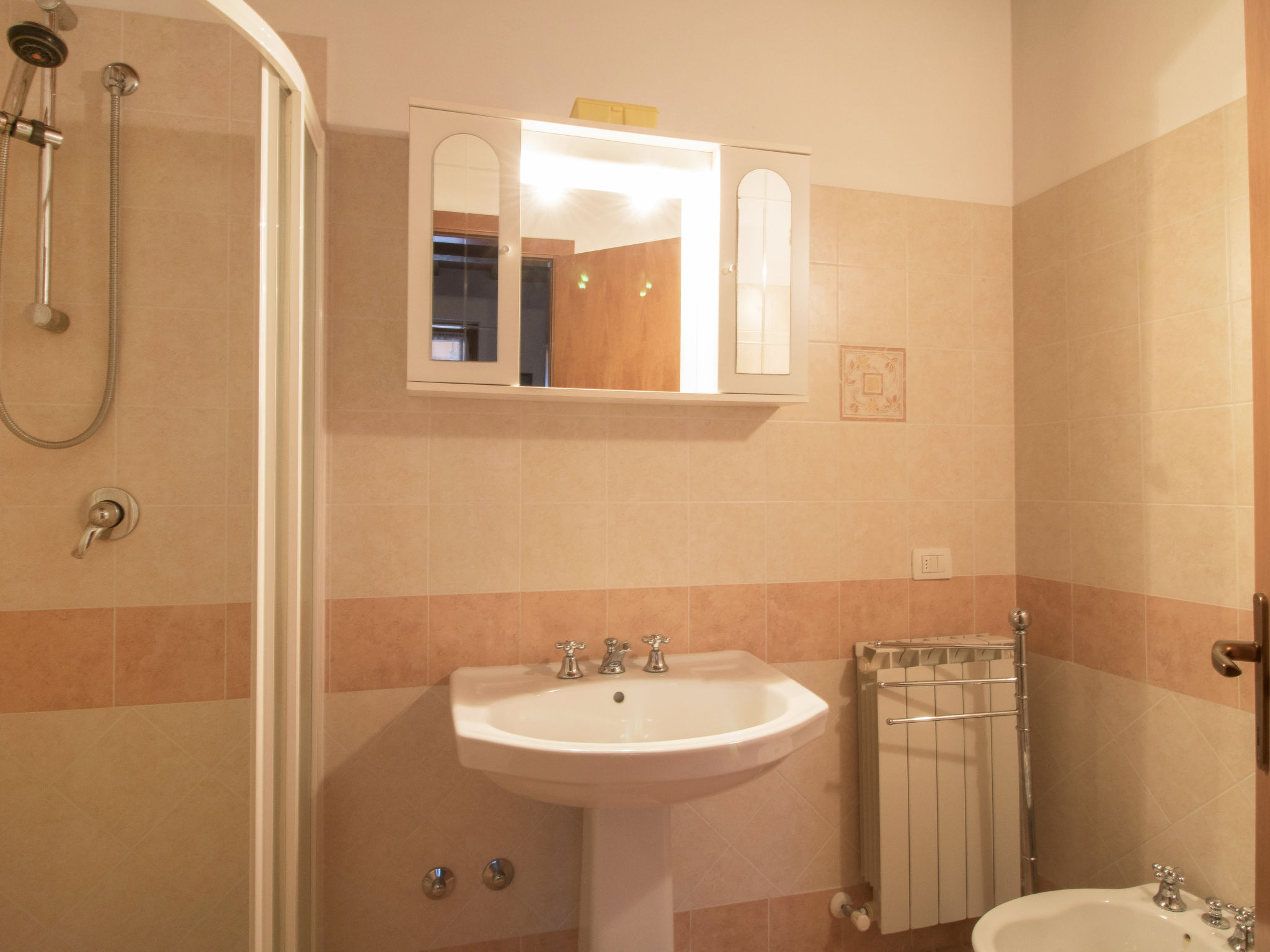 Photo 11 - 3 bedroom Apartment in Castiglione del Lago with swimming pool and garden