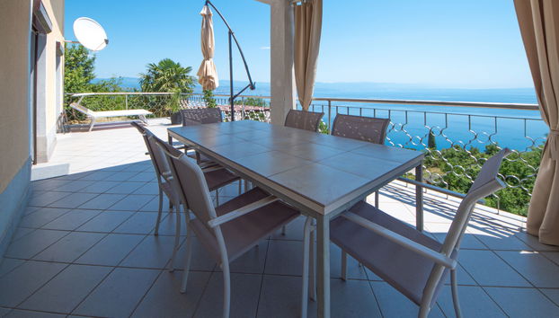 Apartamento de 4 quartos em Lovran com piscina e jardim - Foto 3