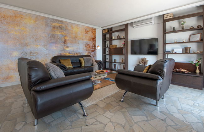 Apartamento de 4 quartos em Lovran com piscina e jardim - Foto 11