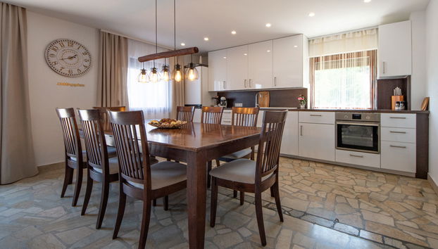 Apartamento de 4 quartos em Lovran com piscina e jardim - Foto 4
