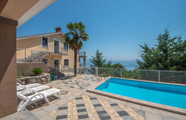 Apartamento de 4 quartos em Lovran com piscina e jardim - Foto 22
