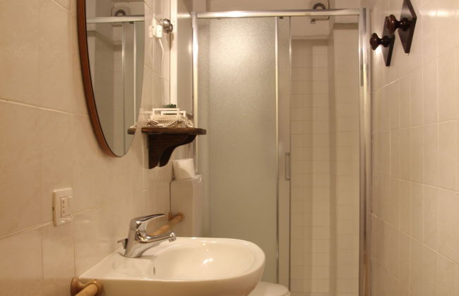 Appartement de 2 chambres à Pesaro avec piscine et jardin - Photo 15