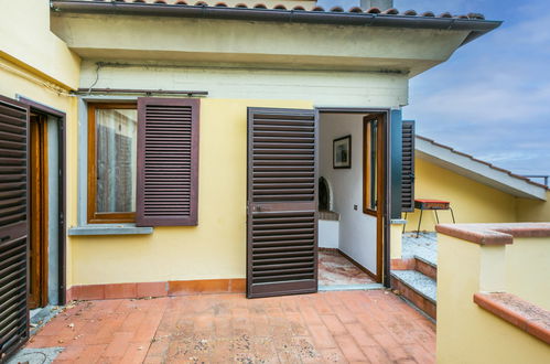 Photo 17 - Appartement de 2 chambres à Lamporecchio avec piscine et jardin