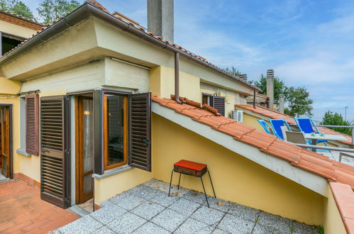 Photo 8 - 2 bedroom Apartment in Lamporecchio with swimming pool and garden