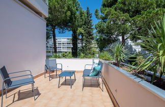 Photo 1 - 2 bedroom Apartment in La Grande-Motte with terrace and sea view