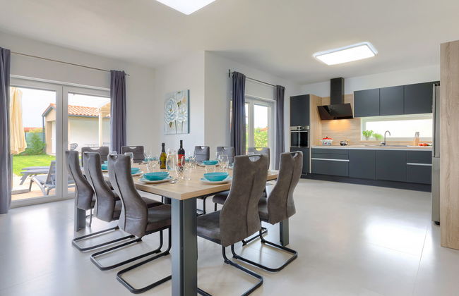 Casa de 5 quartos em Ližnjan com piscina privada e jardim - Foto 12