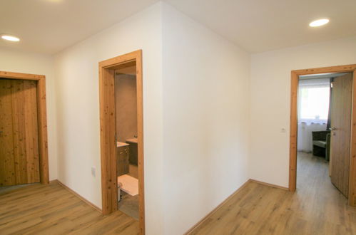 Photo 19 - 4 bedroom Apartment in Hainzenberg with garden and terrace