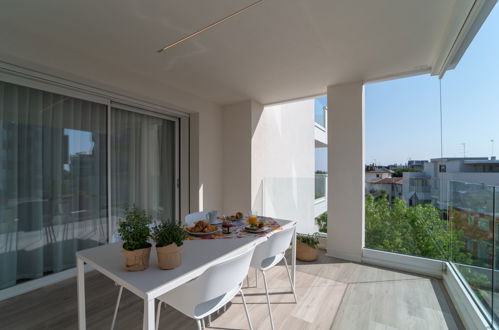 Photo 3 - 1 bedroom Apartment in Lignano Sabbiadoro with sea view