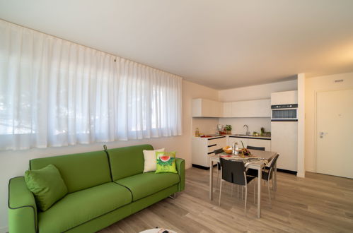 Foto 7 - Apartamento de 1 quarto em Lignano Sabbiadoro com vistas do mar