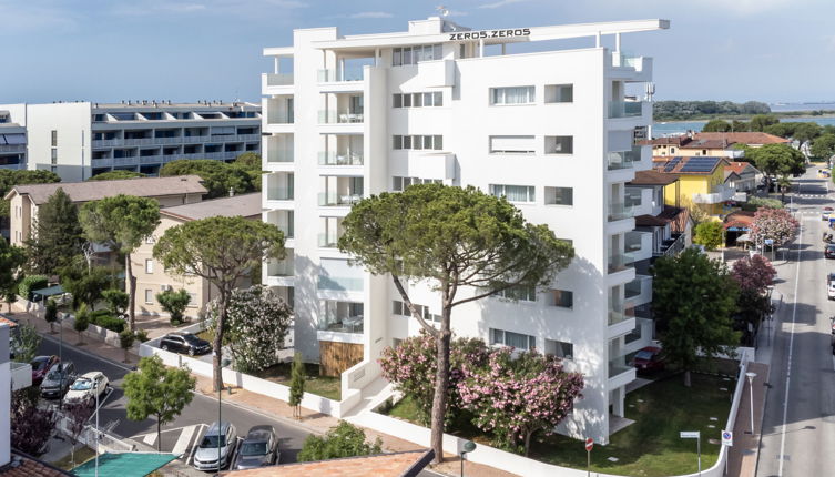 Foto 1 - Apartamento de 1 quarto em Lignano Sabbiadoro com vistas do mar