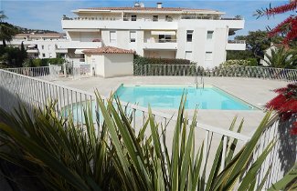 Photo 1 - Appartement de 1 chambre à Cavalaire-sur-Mer avec piscine et vues à la mer