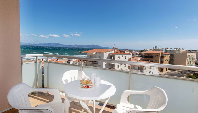 Photo 1 - 2 bedroom Apartment in l'Escala with sea view