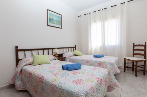 Foto 5 - Appartamento con 2 camere da letto a l'Escala con vista mare