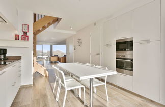 Photo 3 - 3 bedroom Apartment in Bredene with garden and terrace