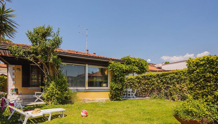 Foto 1 - Casa de 3 habitaciones en Forte dei Marmi con jardín