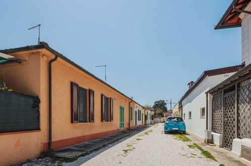 Foto 36 - Casa de 3 habitaciones en Forte dei Marmi con jardín