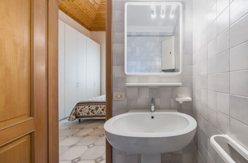Photo 26 - 3 bedroom House in Forte dei Marmi with garden