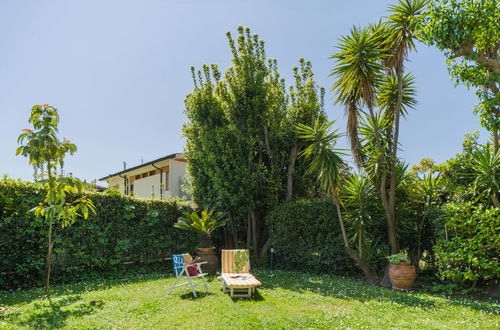 Photo 43 - 3 bedroom House in Forte dei Marmi with garden