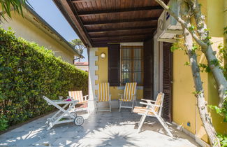 Foto 1 - Casa de 3 quartos em Forte dei Marmi com jardim