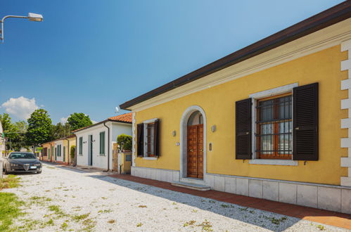 Photo 27 - Maison de 3 chambres à Forte dei Marmi avec jardin et vues à la mer