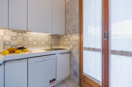 Photo 16 - 3 bedroom House in Forte dei Marmi with garden
