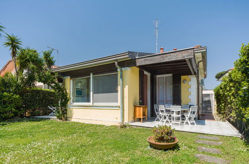 Photo 36 - 3 bedroom House in Forte dei Marmi with garden