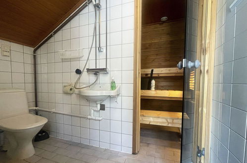 Foto 21 - Casa de 4 quartos em Virrat com sauna