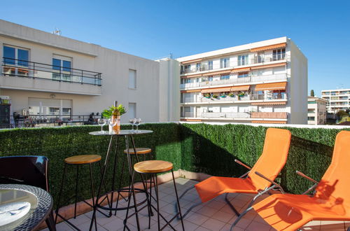 Foto 4 - Apartment mit 1 Schlafzimmer in Cagnes-sur-Mer mit terrasse