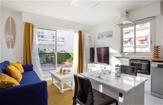 Foto 1 - Apartamento de 1 habitación en Cagnes-sur-Mer con terraza y vistas al mar