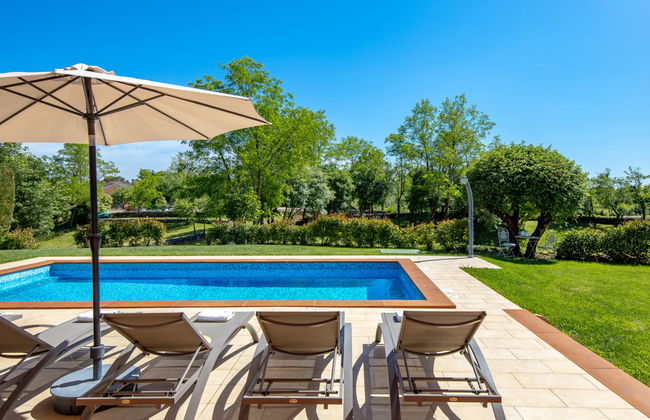 Casa de 4 quartos em Sveta Nedelja com piscina privada e jardim - Foto 17