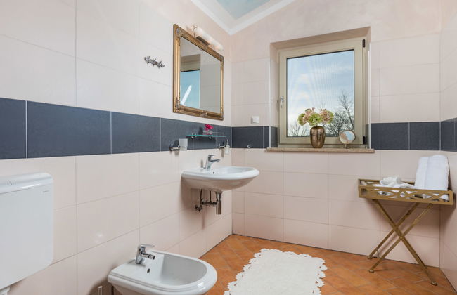 Casa de 4 quartos em Sveta Nedelja com piscina privada e jardim - Foto 38