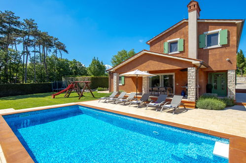 Photo 1 - Maison de 3 chambres à Sveta Nedelja avec piscine privée et jardin