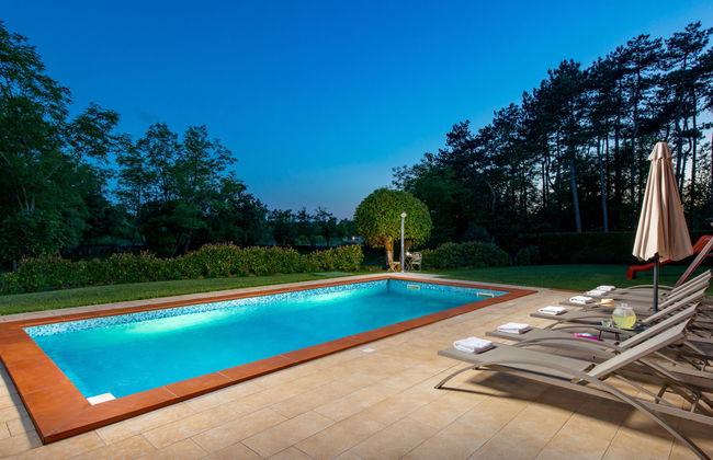 Casa de 4 quartos em Sveta Nedelja com piscina privada e jardim - Foto 30