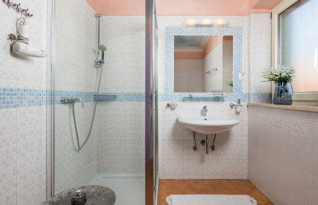 Casa de 4 quartos em Sveta Nedelja com piscina privada e jardim - Foto 42