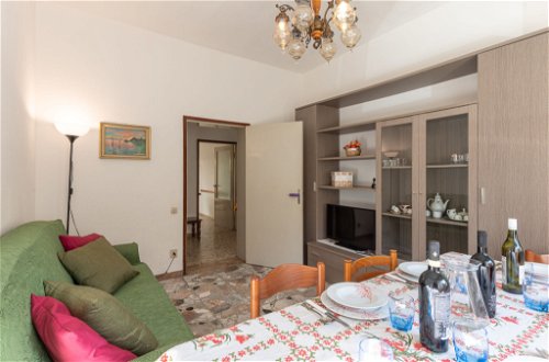 Foto 13 - Apartment mit 2 Schlafzimmern in Follonica mit garten