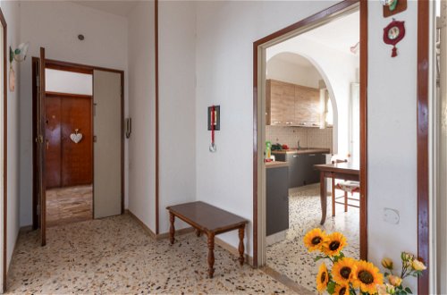 Photo 20 - 2 bedroom Apartment in Follonica with garden