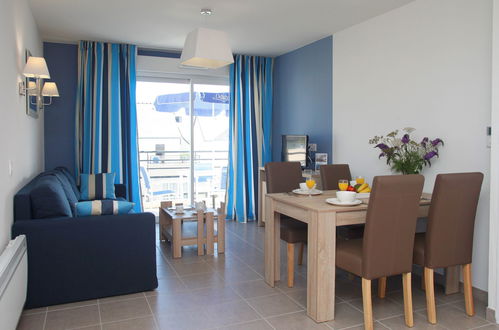 Photo 3 - 1 bedroom Apartment in Baden with swimming pool and sea view