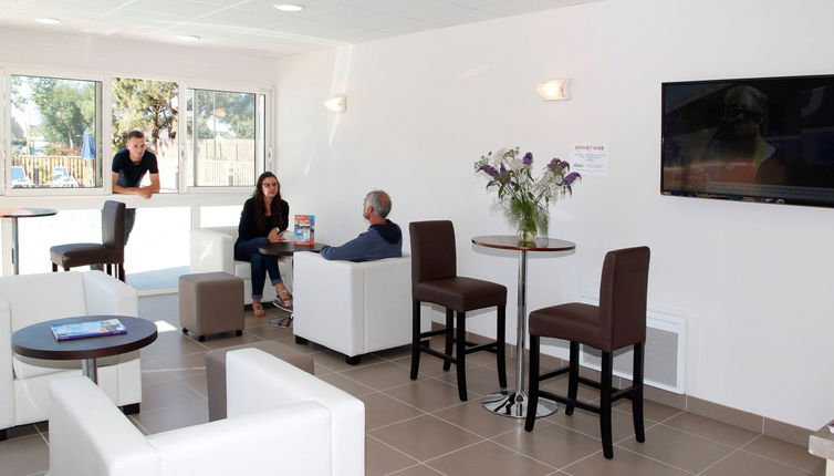 Foto 1 - Appartamento con 1 camera da letto a Baden con piscina e terrazza
