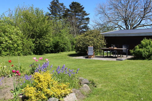 Photo 4 - Maison de 3 chambres à Aakirkeby avec terrasse