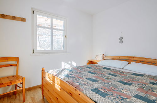 Foto 4 - Appartamento con 3 camere da letto a Mazzin con vasca idromassaggio e vista sulle montagne