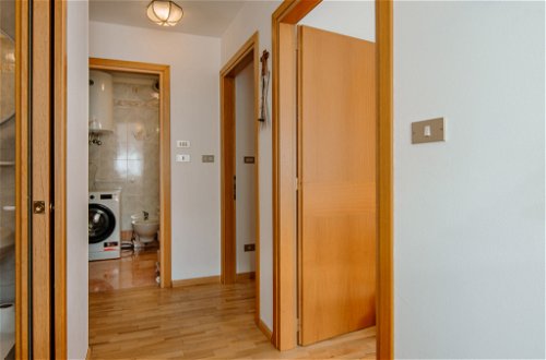 Foto 35 - Apartamento de 3 quartos em Mazzin com banheira de hidromassagem e vista para a montanha