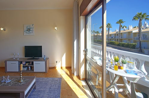 Foto 2 - Apartamento de 2 quartos em Albufeira com terraço e vistas do mar