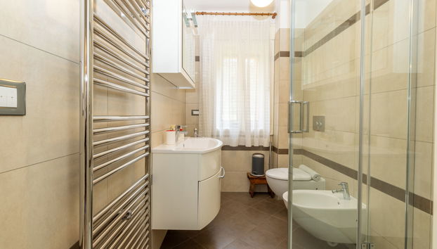 Apartment mit 2 Schlafzimmern in Ovaro mit garten - Foto 5