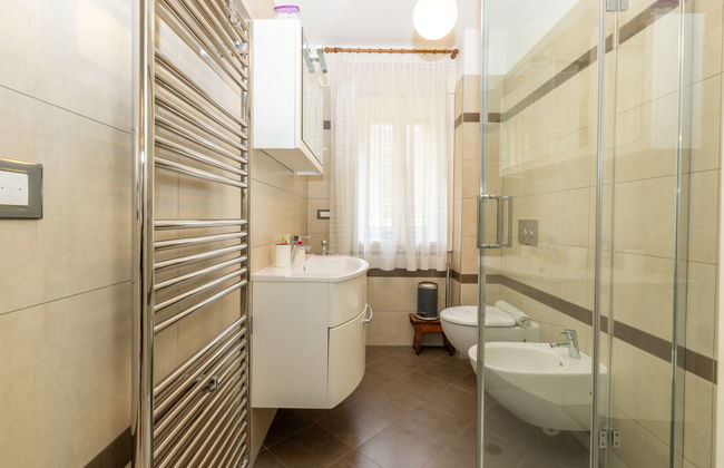 Apartment mit 2 Schlafzimmern in Ovaro mit garten - Foto 5