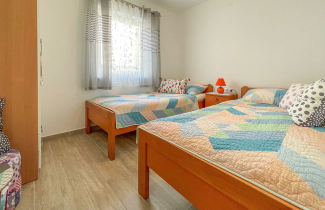 3 bedroom Apartment in Karlobag with terrace - Photo 9