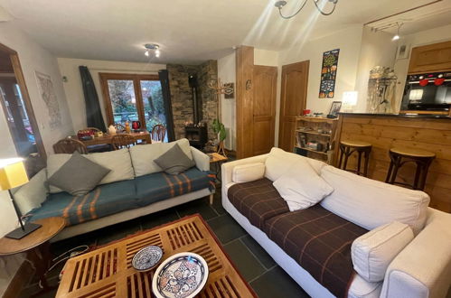 Foto 10 - Apartamento de 3 habitaciones en Chamonix-Mont-Blanc con terraza y vistas a la montaña