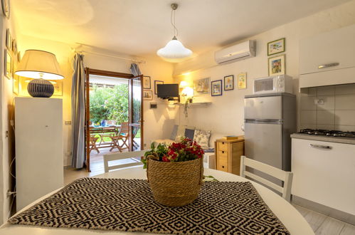 Foto 4 - Apartamento de 1 habitación en Golfo Aranci con jardín y vistas al mar